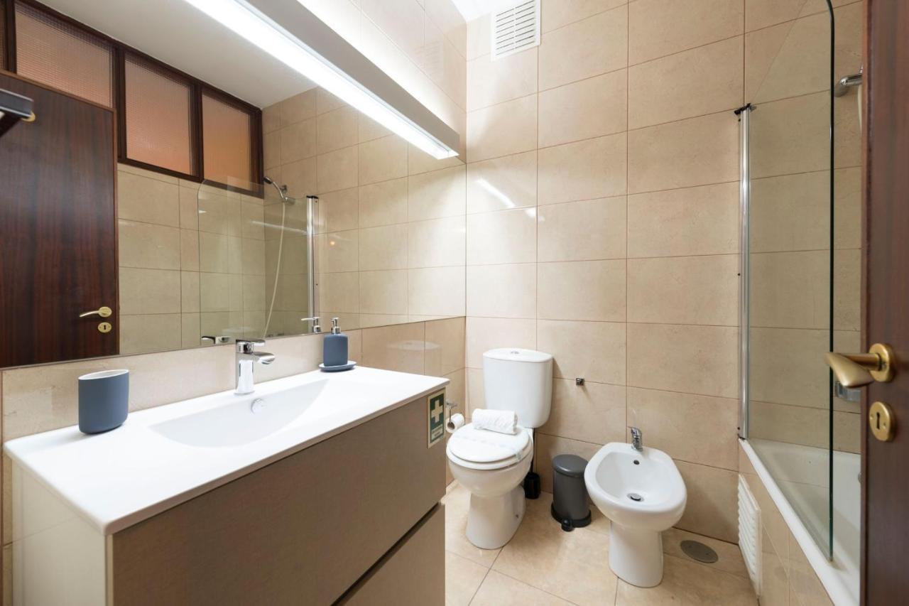 Lovelystay - Serralves Apartment With Free Parking Порто Екстериор снимка